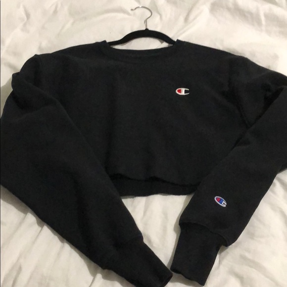 Champion Tops - Champion black cropped sweatshirt